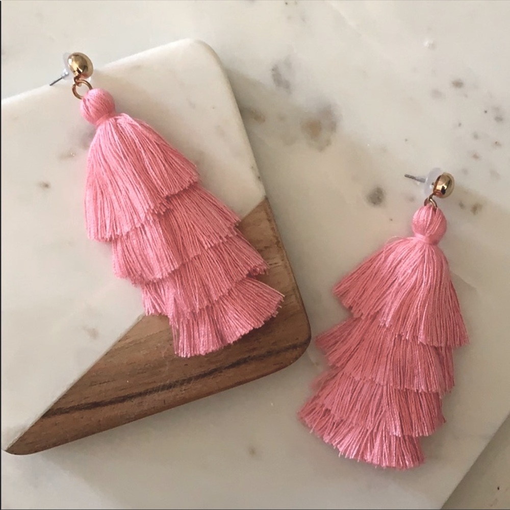 โ๏ธ 3/$15 ๐ Pink Tiered Tassel Fringe Gold Stud Earrings Festival Bohemian - Picture 4 of 9